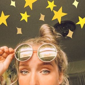 Meet your Posher, Annie